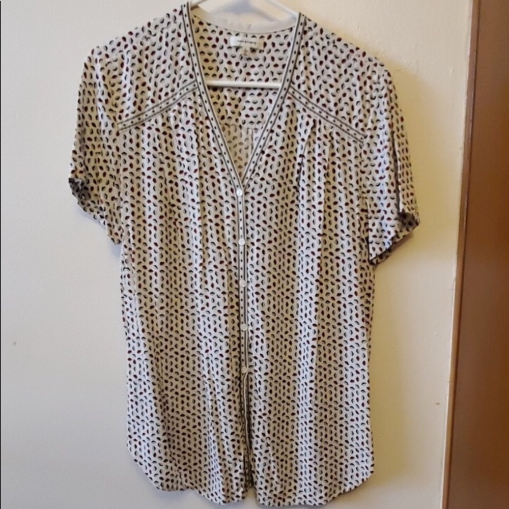 Max Studio short sleeve blouse